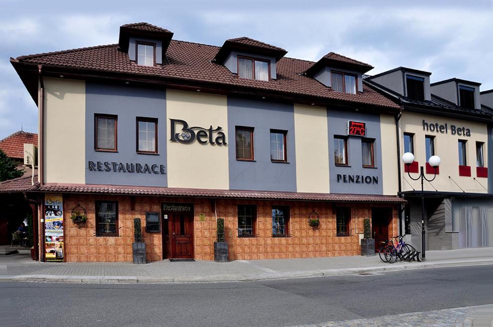 Hotel Beta Bzenec Exteriör bild
